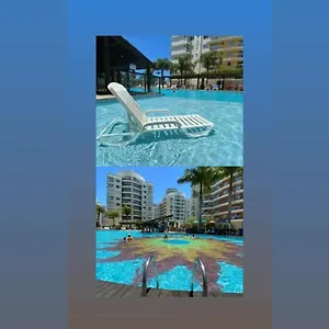 Beto Carrero/praia/piscina/apartamento 2q/300canais/nautilus Club, Playground E Academia, Na Quadra Do Mar Penha (Santa Catarina)